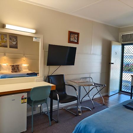 Donald Riverside Motel Luaran gambar