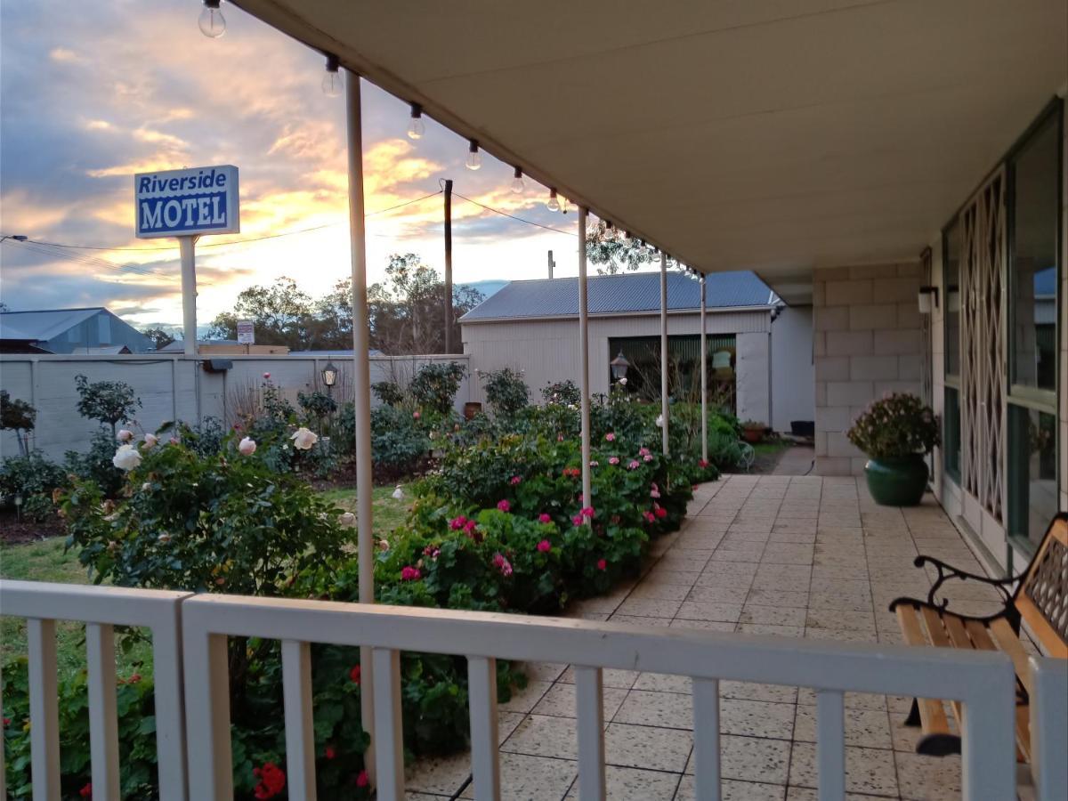 Donald Riverside Motel Luaran gambar