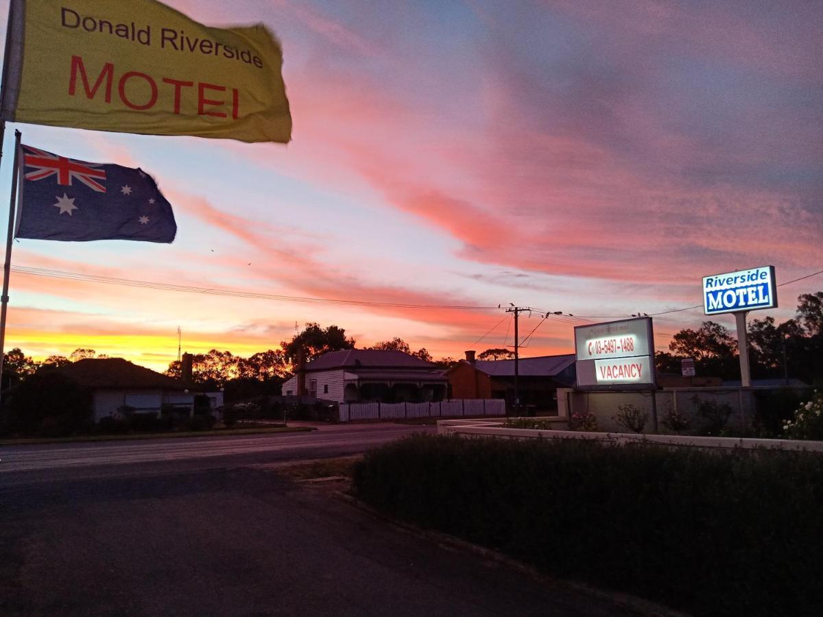 Donald Riverside Motel Luaran gambar