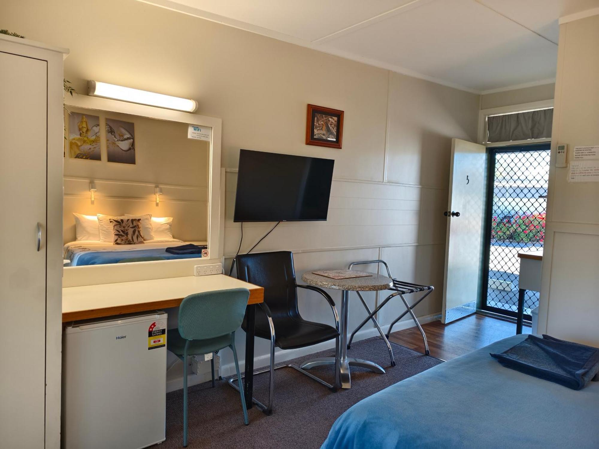 Donald Riverside Motel Luaran gambar