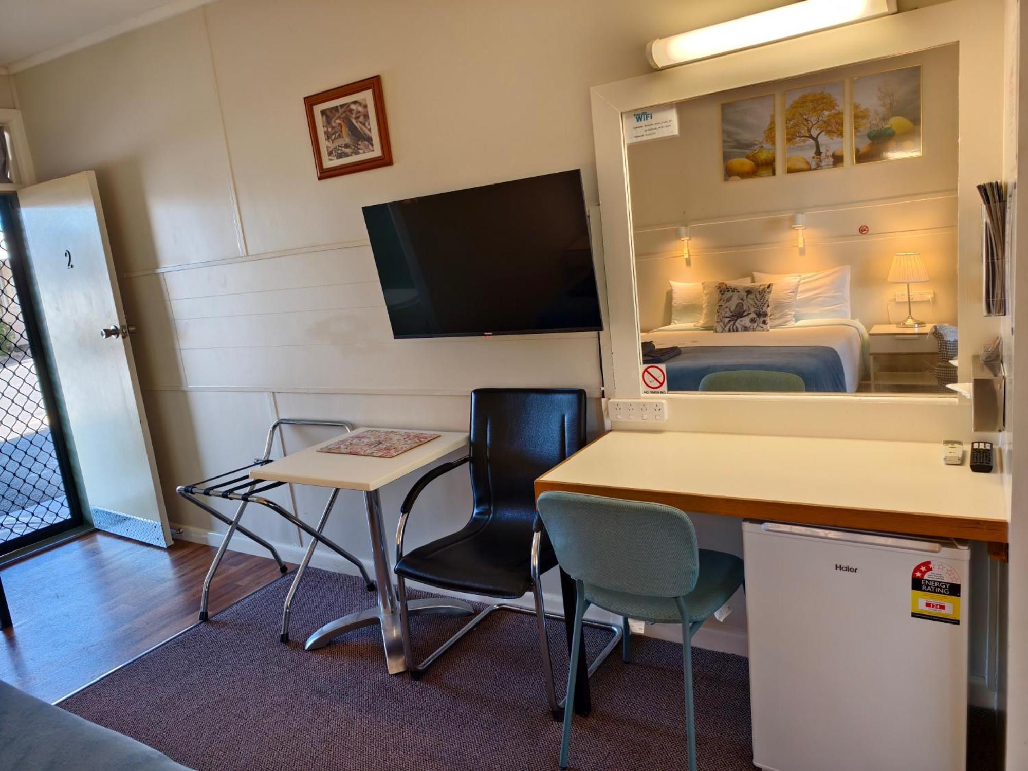 Donald Riverside Motel Luaran gambar