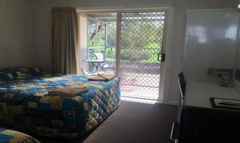Donald Riverside Motel Luaran gambar