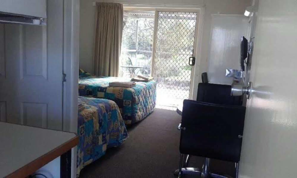 Donald Riverside Motel Luaran gambar